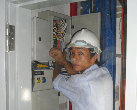 lắp đặt chuông cửa hình hệ thống kiểm soát ra vào,camera giám sát an ninh tuần tra an ninh,hệ thống âm thanh hội nghị hội thảo,lắp đặt hệ thống mạng,hệ thống truyền hình
