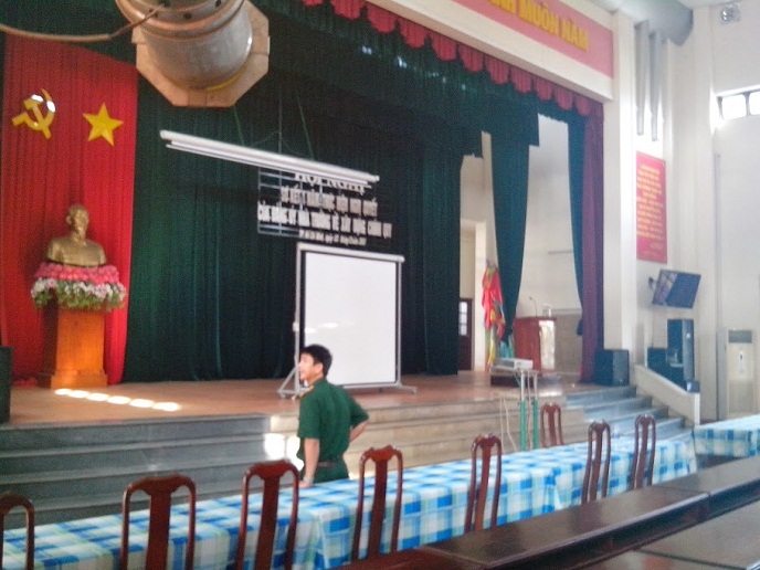 âm thanh hội trường, hệ thống trình chiếu, âm thanh hội nghị hội thảo, âm thanh phòng họp, hệ thống trình chiếu với máy chiếu siêu gần, hệ thống trình chiếu không dây với màn chiếu điện tử