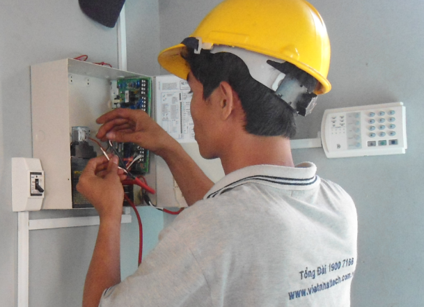 lắp đặt thiết bị cảm biến hồng ngoại hệ thống báo động báo trộm nhà kho,thiết bị báo động nhà máy,hệ thống báo động báo trộm nhà xưởng