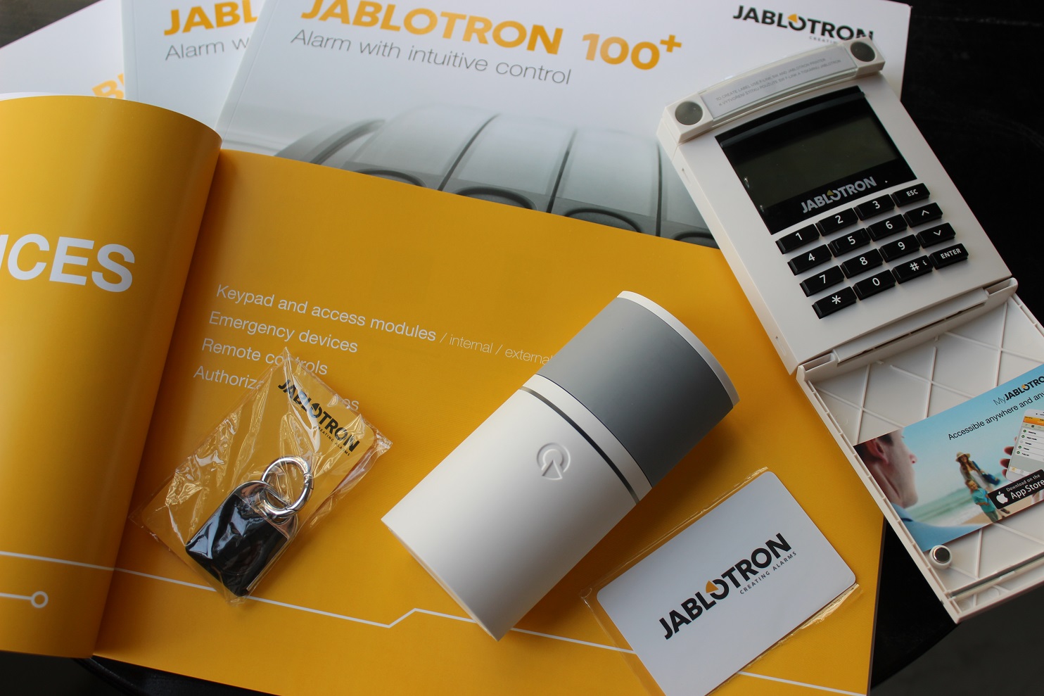 Intrusion Control panels-Bộ trung tâm báo động an ninh Jablotron báo động chống trộm đột nhập tốt nhất